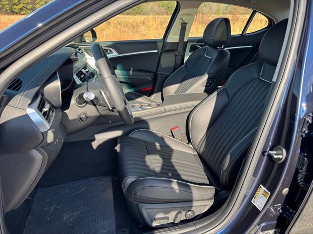 2026 Genesis G70 2.5T RWD Prestige