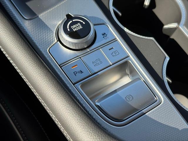 2026 Genesis G70 2.5T RWD Prestige