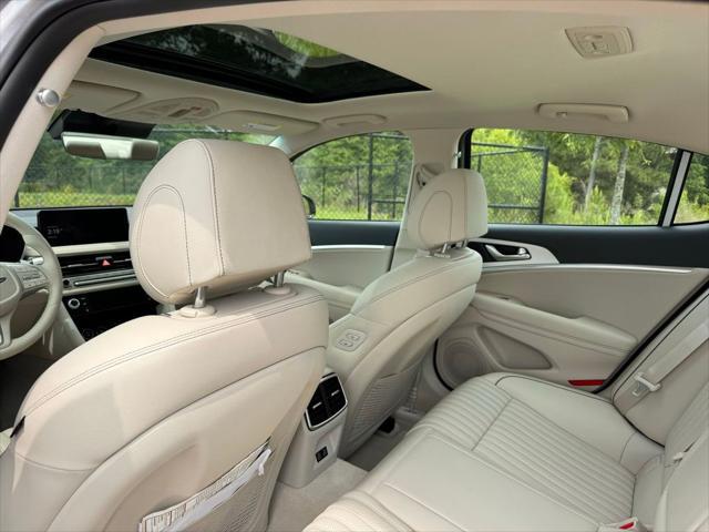 2026 Genesis G70 2.5T RWD Prestige