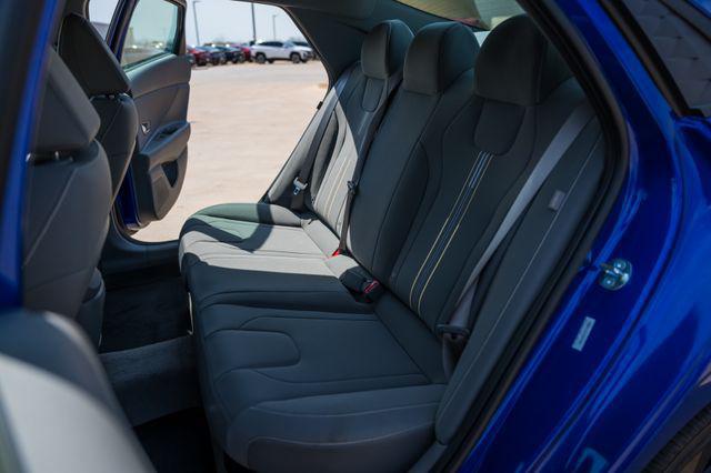 2026 Hyundai Elantra Hybrid SEL Sport