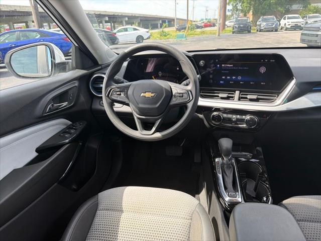 2024 Chevrolet Trax FWD LT