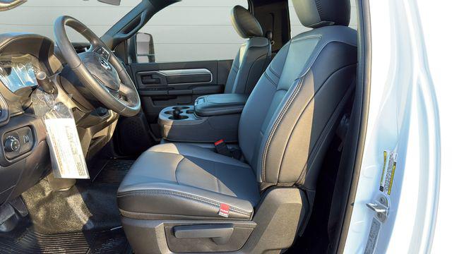 2026 Ram 3500 Tradesman/Big Horn