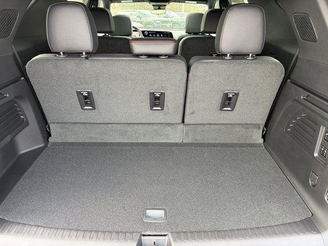 2026 Chevrolet Traverse FWD RS