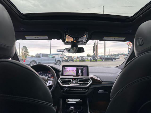 2025 BMW X4 xDrive30i