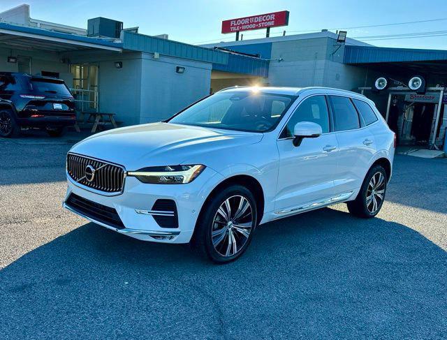 2023 Volvo XC60 B5 Plus Bright Theme