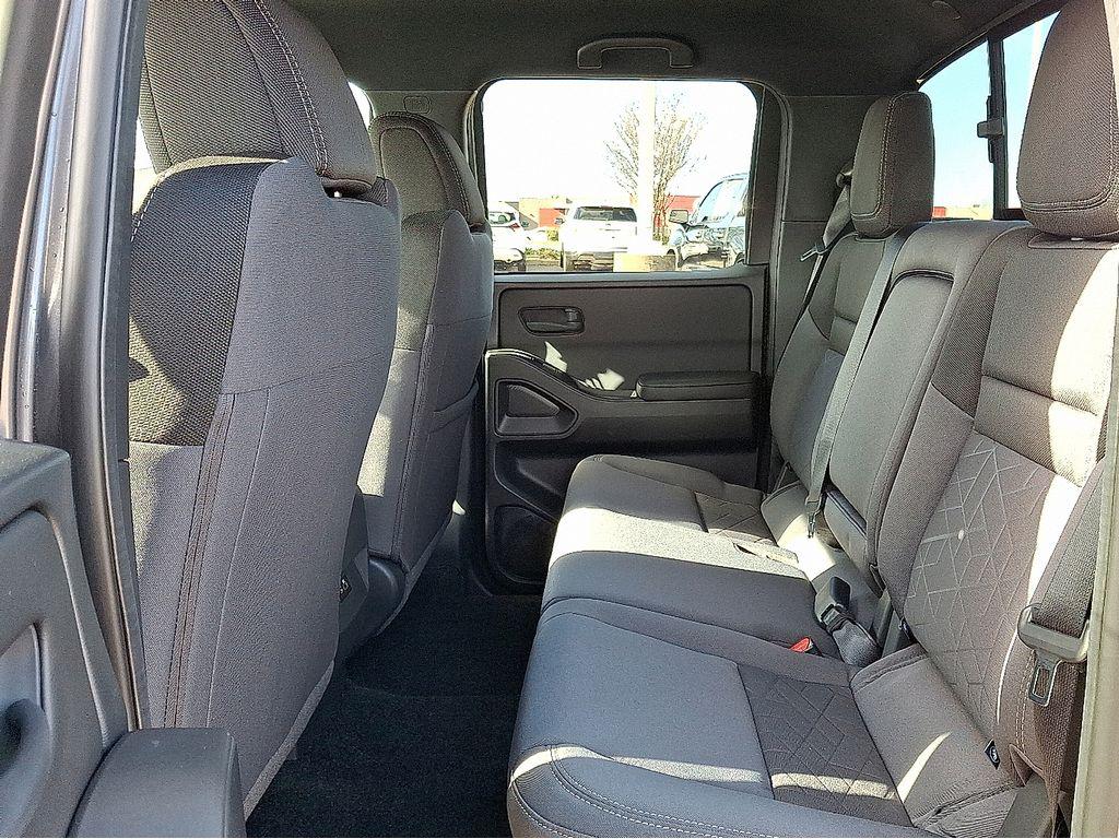 2026 Nissan Frontier SV - Photo 6