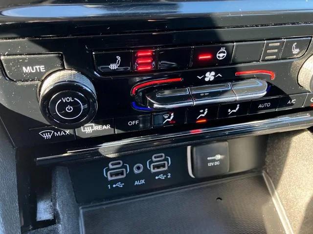 2022 Jeep Grand Cherokee Laredo 4x4