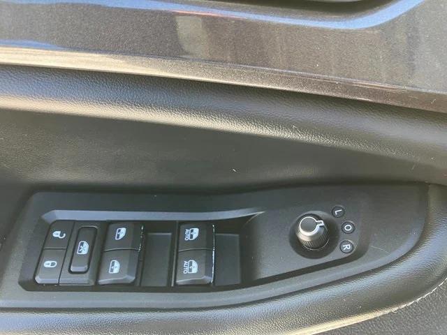2022 Jeep Grand Cherokee Laredo 4x4