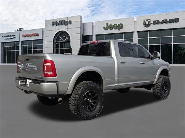 2022 RAM 3500 Laramie Crew Cab 4x4 64 Box
