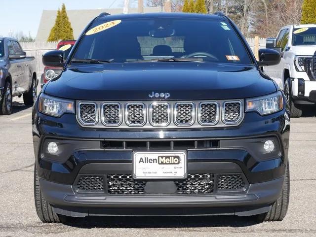 2024 Jeep Compass Latitude Lux FWD