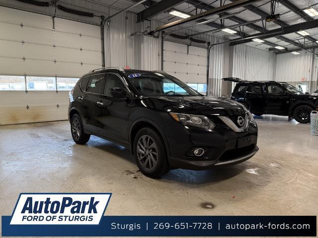 2016 Nissan Rogue SL for sale in Sturgis, MI