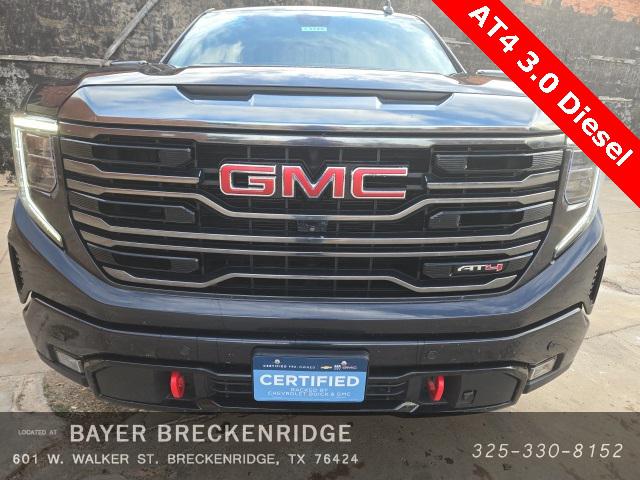 2023 GMC Sierra 1500 4WD Crew Cab Short Box AT4
