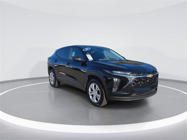 2025 Chevrolet Trax FWD LS