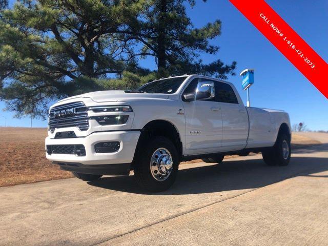 2026 RAM Ram 3500 RAM 3500 LARAMIE CREW CAB 4X4 8 BOX