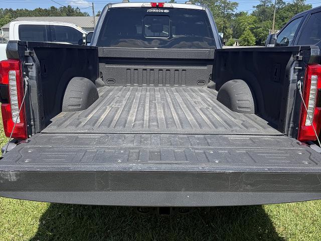 2023 Ford F-350 LARIAT