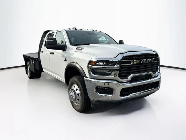2026 RAM Ram 3500 Chassis Cab RAM 3500 TRADESMAN CREW CAB CHASSIS 4X4 60 CA