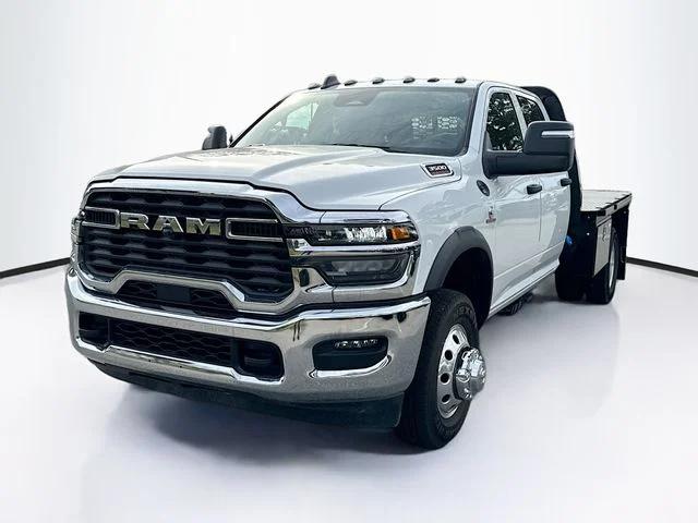 2026 RAM Ram 3500 Chassis Cab RAM 3500 TRADESMAN CREW CAB CHASSIS 4X4 60 CA