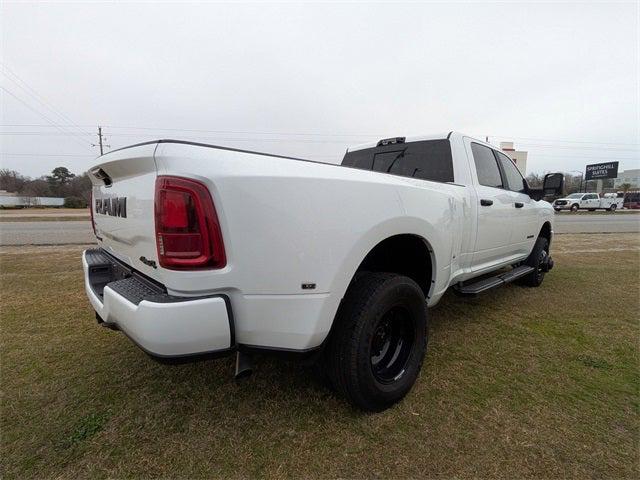 2026 RAM 3500 Big Horn Crew Cab 4x4 8 Box