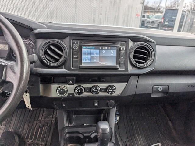 2016 Toyota Tacoma SR