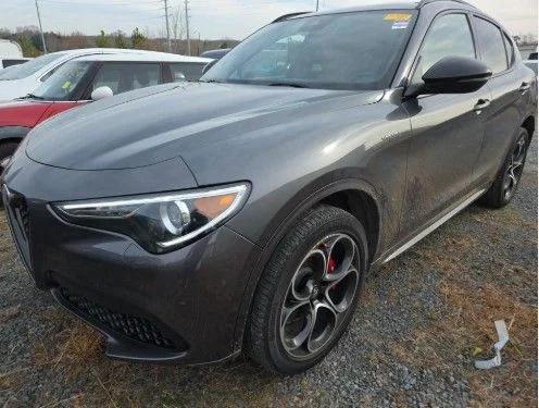 2022 Alfa Romeo Stelvio Veloce Ti AWD
