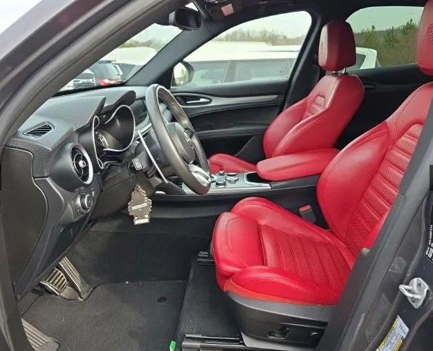 2022 Alfa Romeo Stelvio Veloce Ti AWD