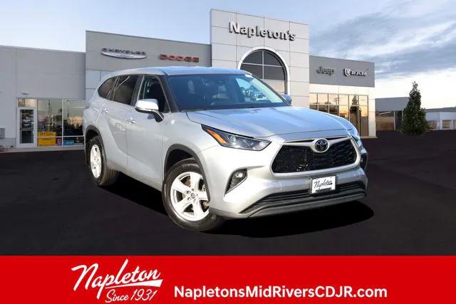 2024 Toyota Highlander 