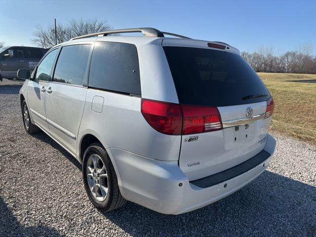 2005 Toyota Sienna XLE