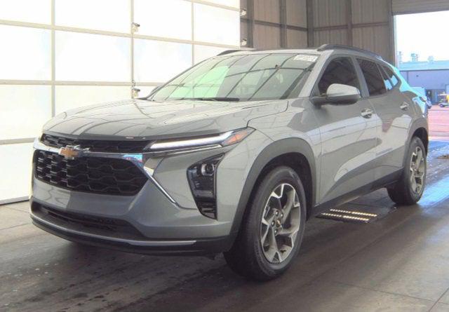 2025 Chevrolet Trax FWD LT