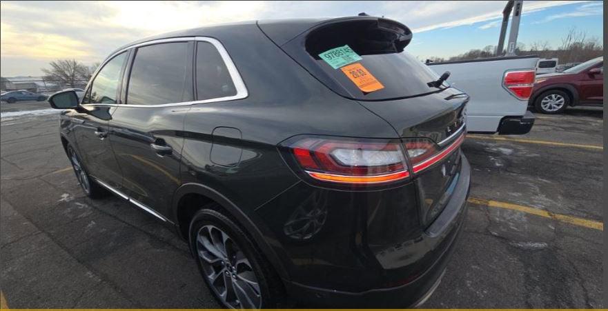 2022 Lincoln Nautilus Reserve