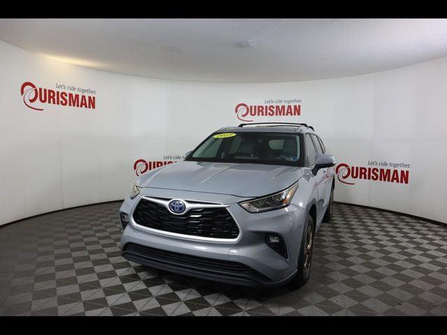 2023 Toyota Highlander Hybrid XLE Bronze