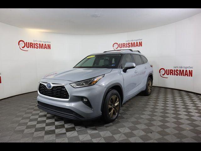 2023 Toyota Highlander Hybrid XLE Bronze