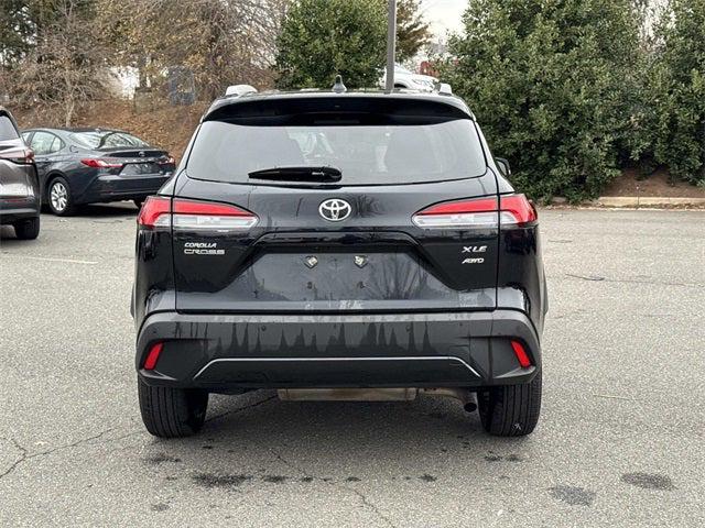 2025 Toyota Corolla Cross XLE