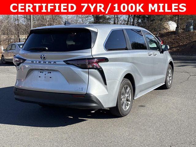 2024 Toyota Sienna LE 2024 Toyota Sienna LE