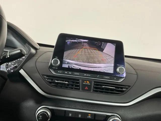 2021 Nissan Altima SR FWD