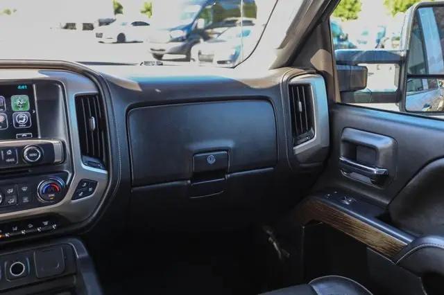 2019 GMC Sierra 2500HD Denali