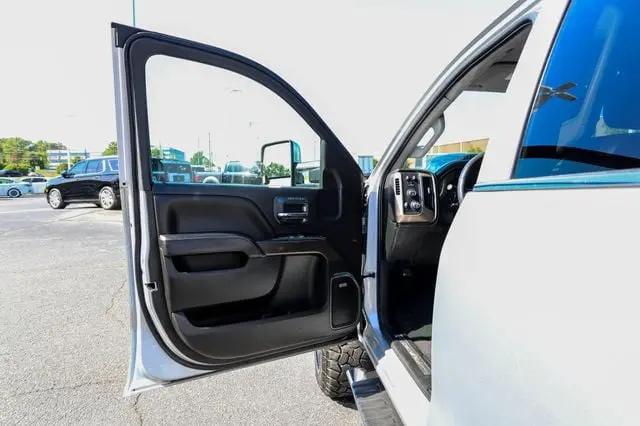 2019 GMC Sierra 2500HD Denali
