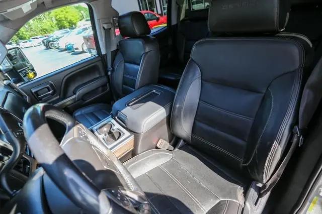 2019 GMC Sierra 2500HD Denali