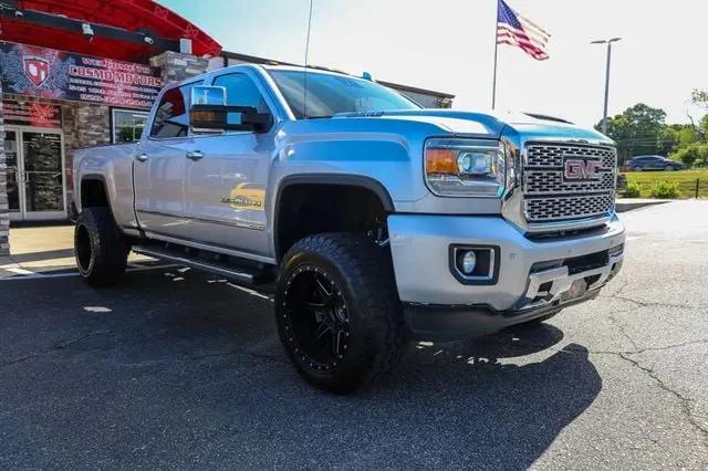2019 GMC Sierra 2500HD Denali