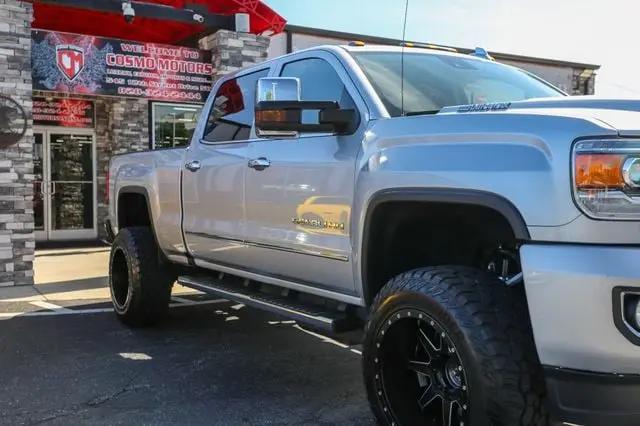 2019 GMC Sierra 2500HD Denali
