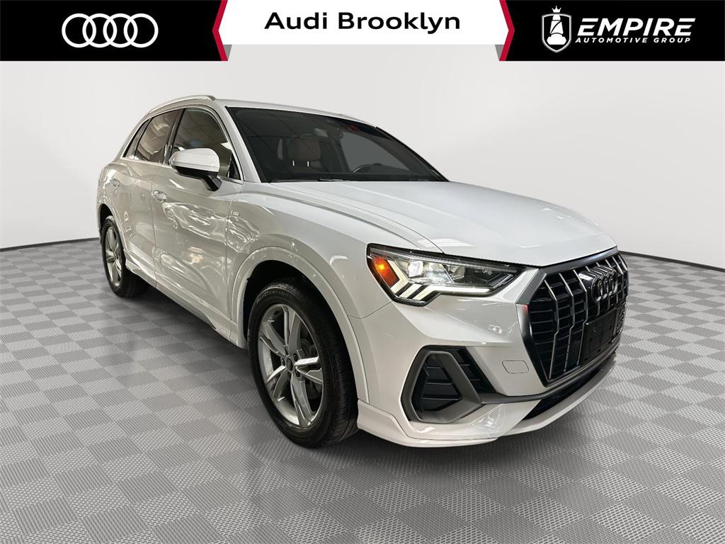 2023 Audi Q3 quattro Premium S Line 45 TFSI