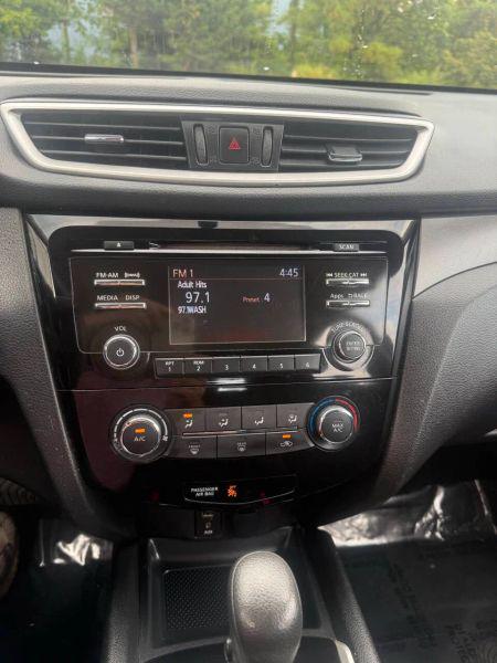 2016 Nissan Rogue S