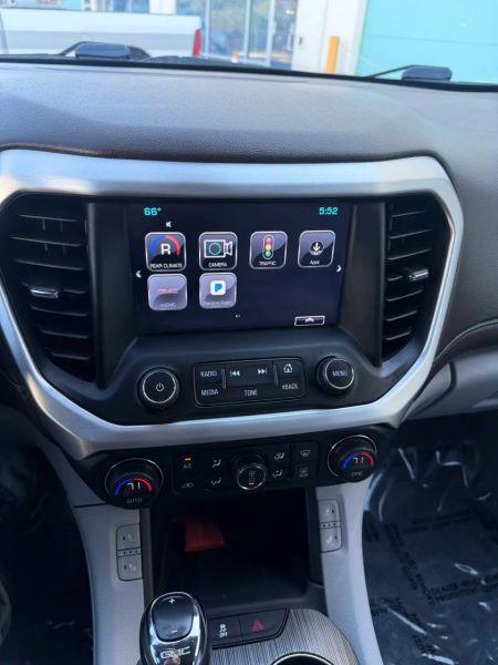 2019 GMC Acadia SLT-1