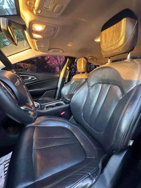 2015 Chrysler 200 C