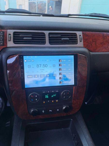 2011 Chevrolet Suburban LT1