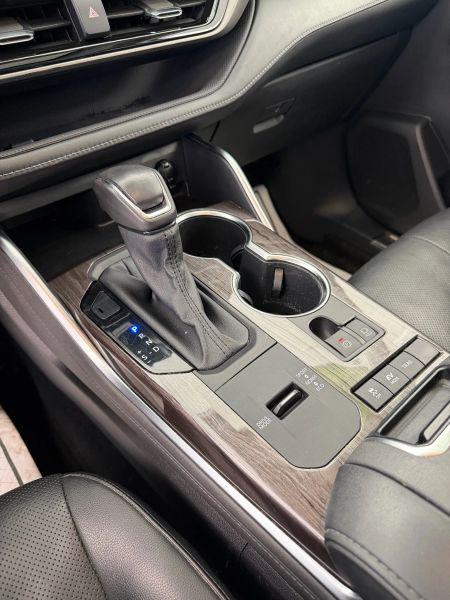 2021 Toyota Highlander Hybrid Limited