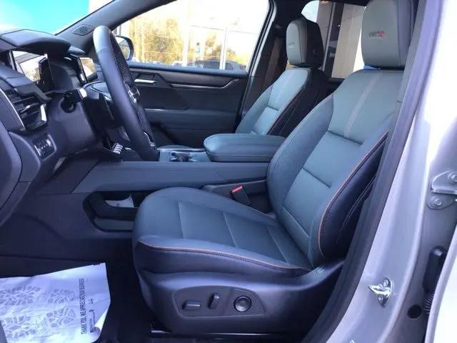 2026 GMC Acadia AT4 AWD