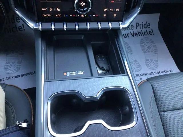 2026 GMC Acadia AT4 AWD