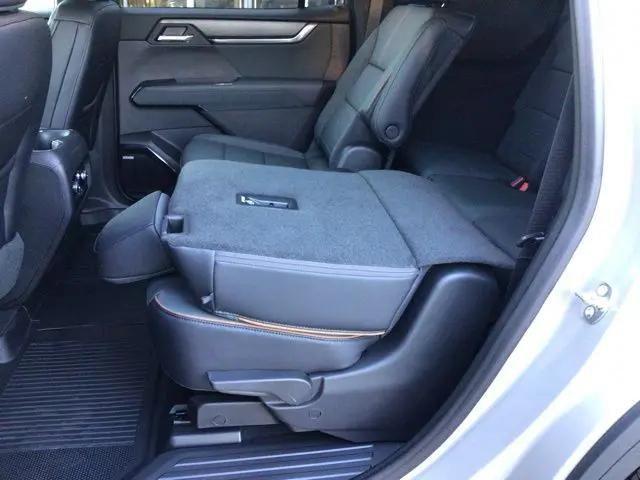 2026 GMC Acadia AT4 AWD