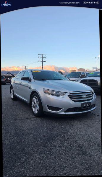 2015 Ford Taurus SE