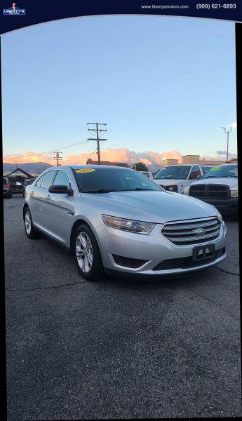 2015 Ford Taurus SE
